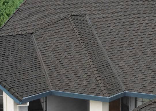 Close-up detail of premium dimensional asphalt shingles